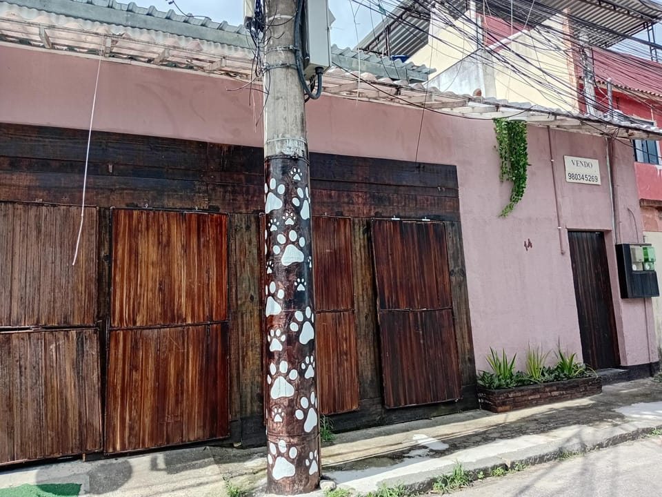 Property building, Street view