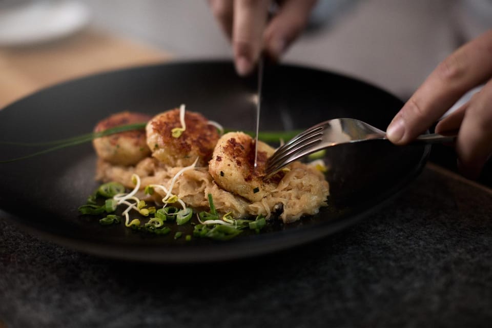 Restaurant/places to eat, Food and drinks, Food