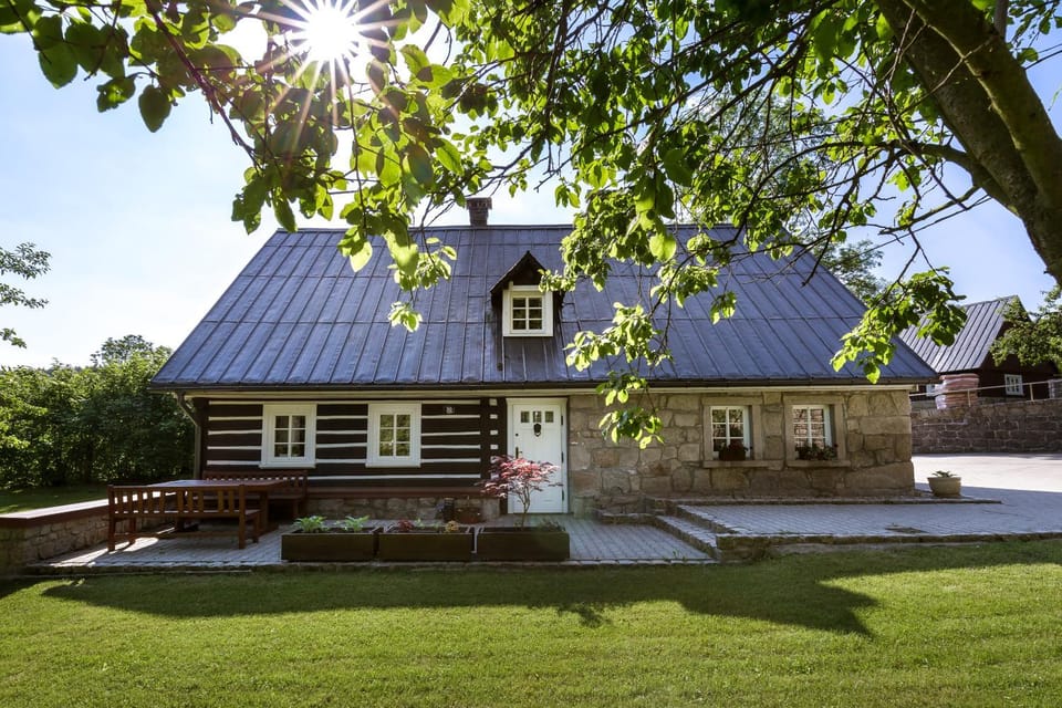 Property building, Spring, Natural landscape, Garden, Garden view