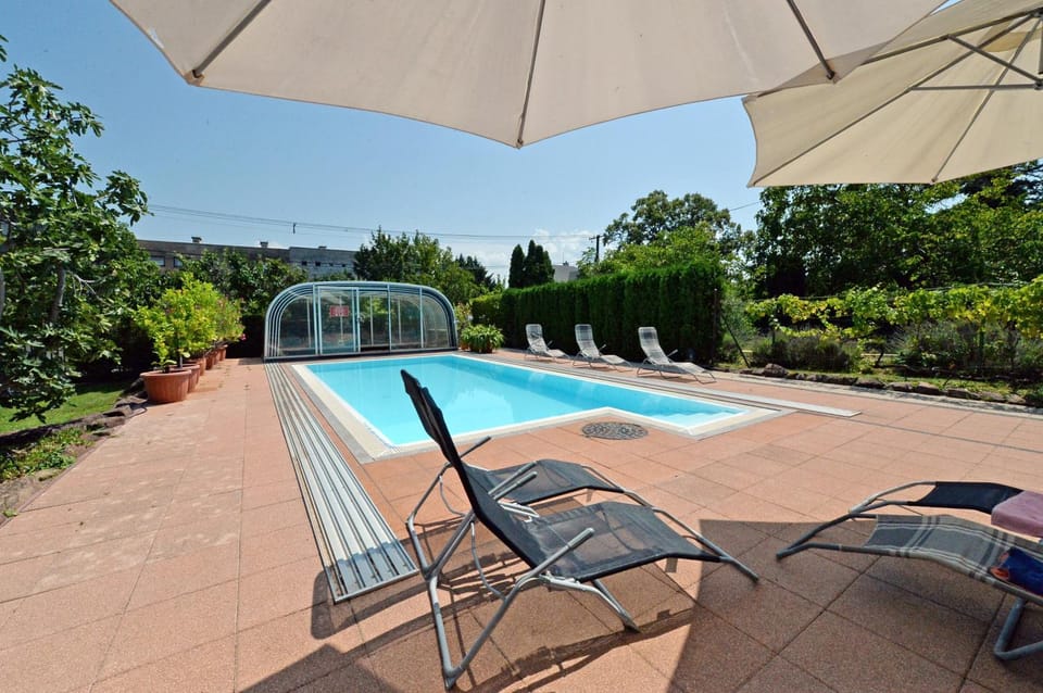 Patio, Day, Garden view, Pool view, Swimming pool, sunbed