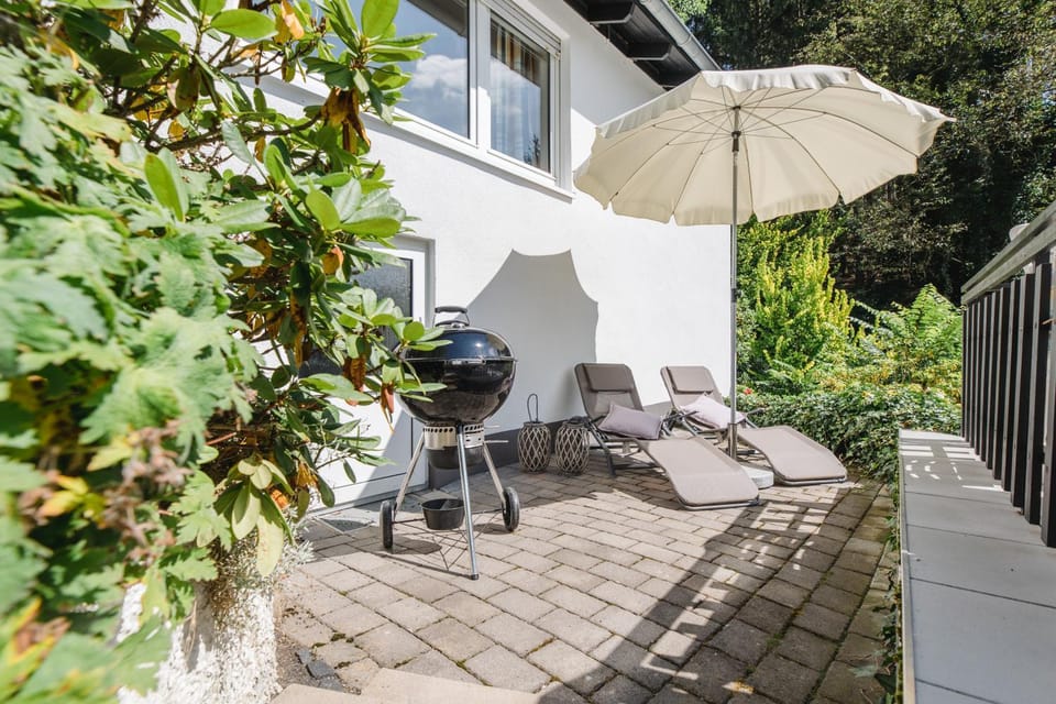 Property building, Spring, Balcony/Terrace, Garden view, sunbed