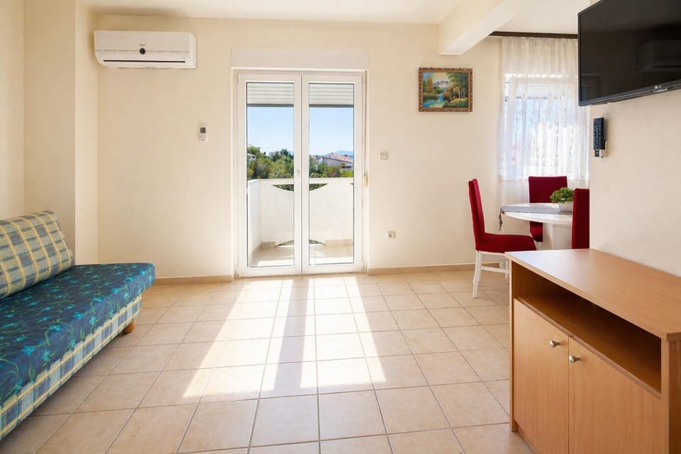 Balcony/Terrace, Living room