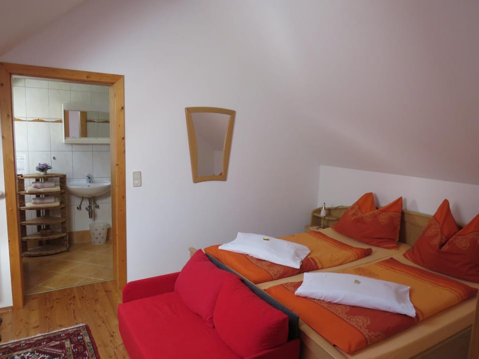 Bed, Photo of the whole room