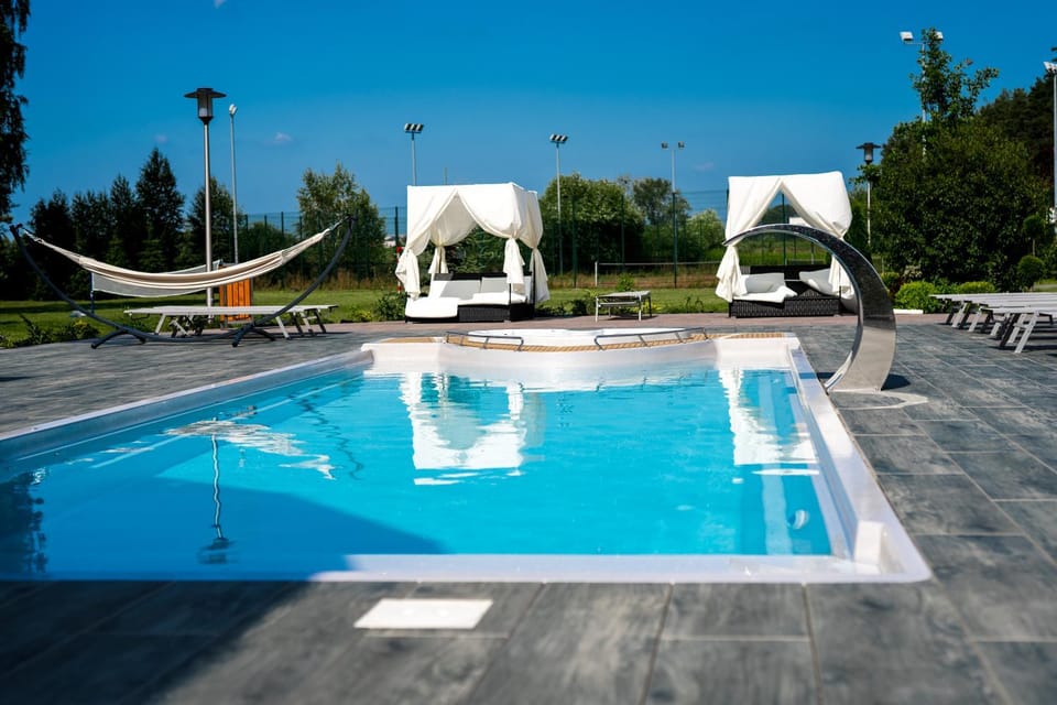 Pool view, Swimming pool, sunbed