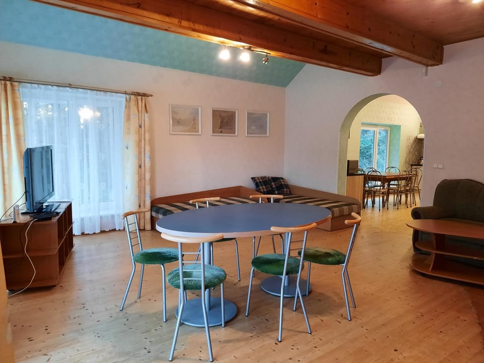 Patalpos Netoli Juros Bed and Breakfast in Palanga