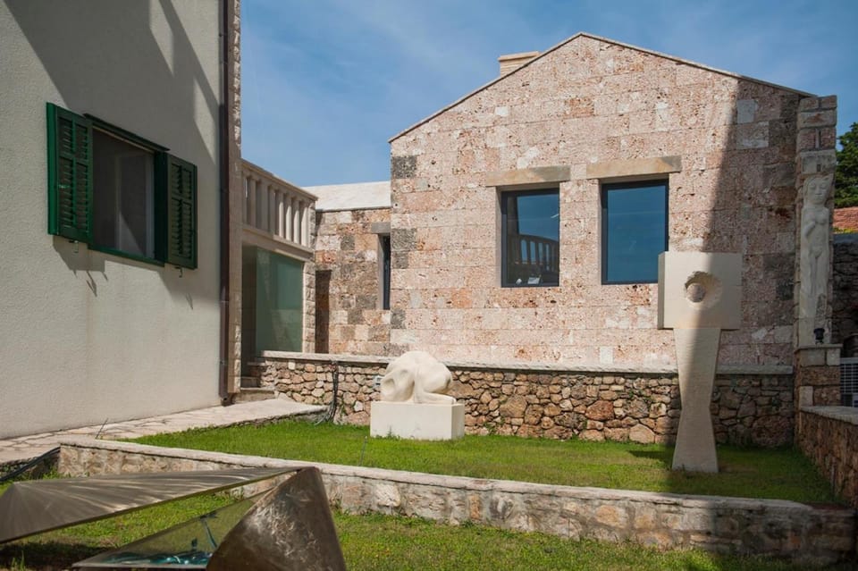 House Koloc Apartment in Bol