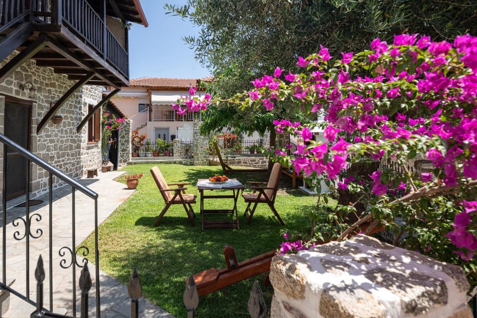 Kyr Gianni Mansion House in Halkidiki