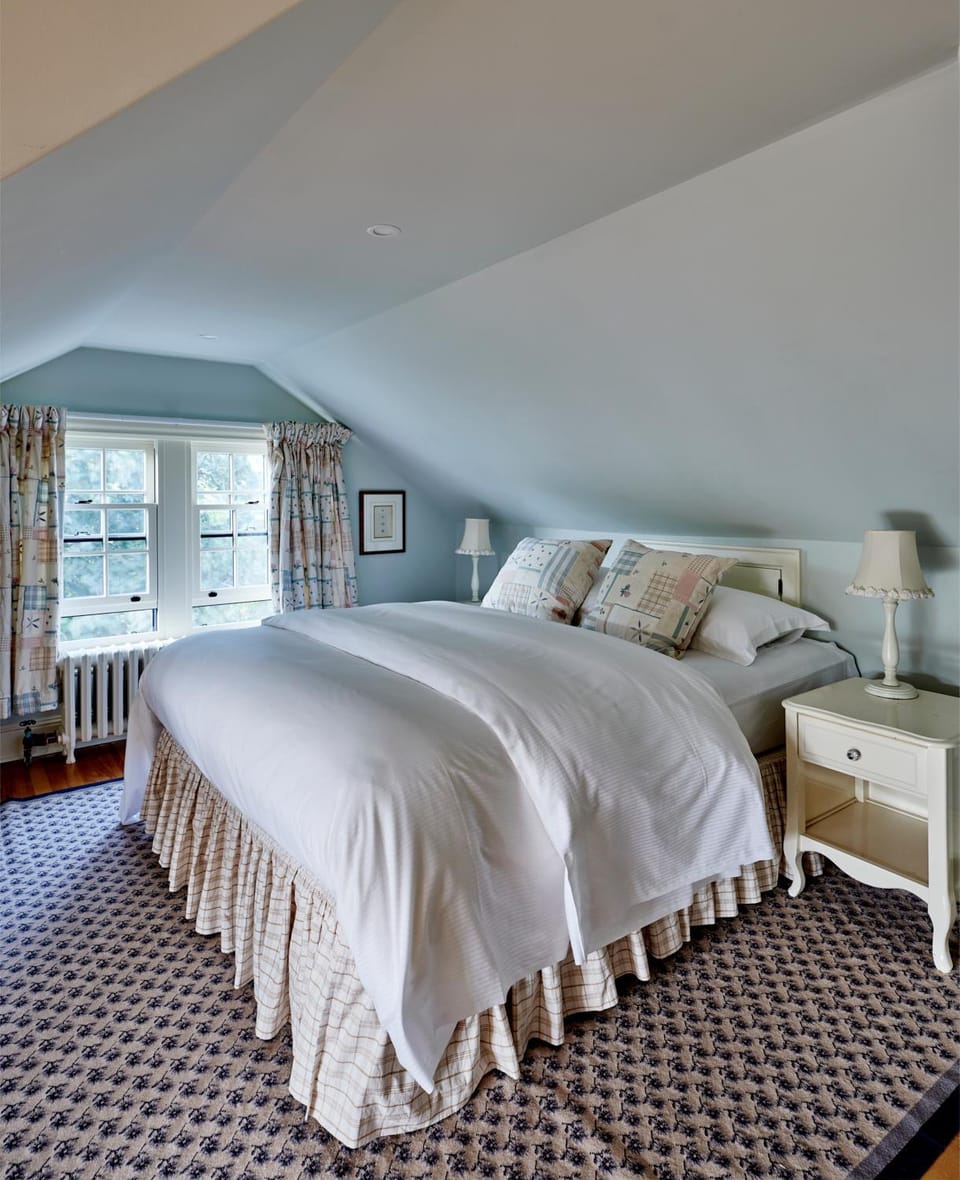 The Pebble Bed and Breakfast Bed and Breakfast in Dartmouth