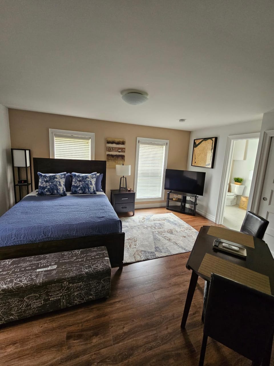 Photo of the whole room