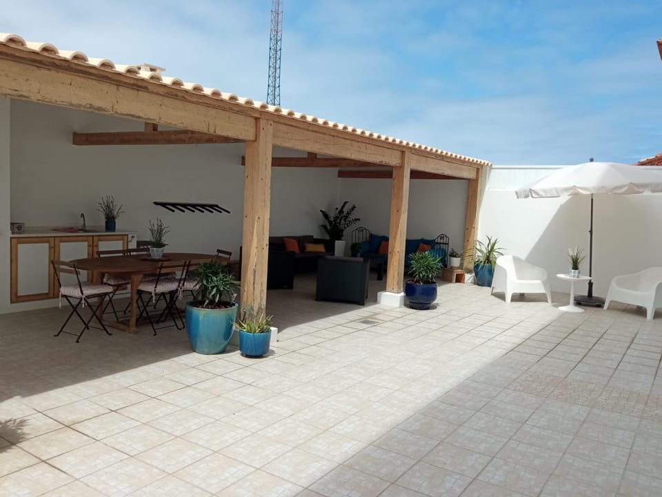 BBQ facilities, BBQ facilities