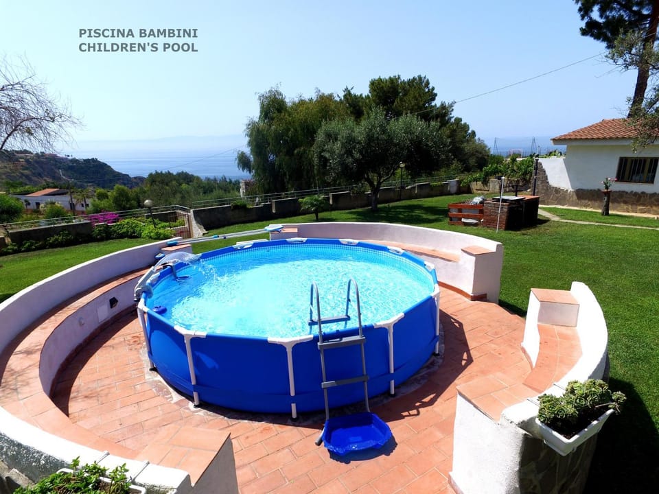 Pool view, Swimming pool, children