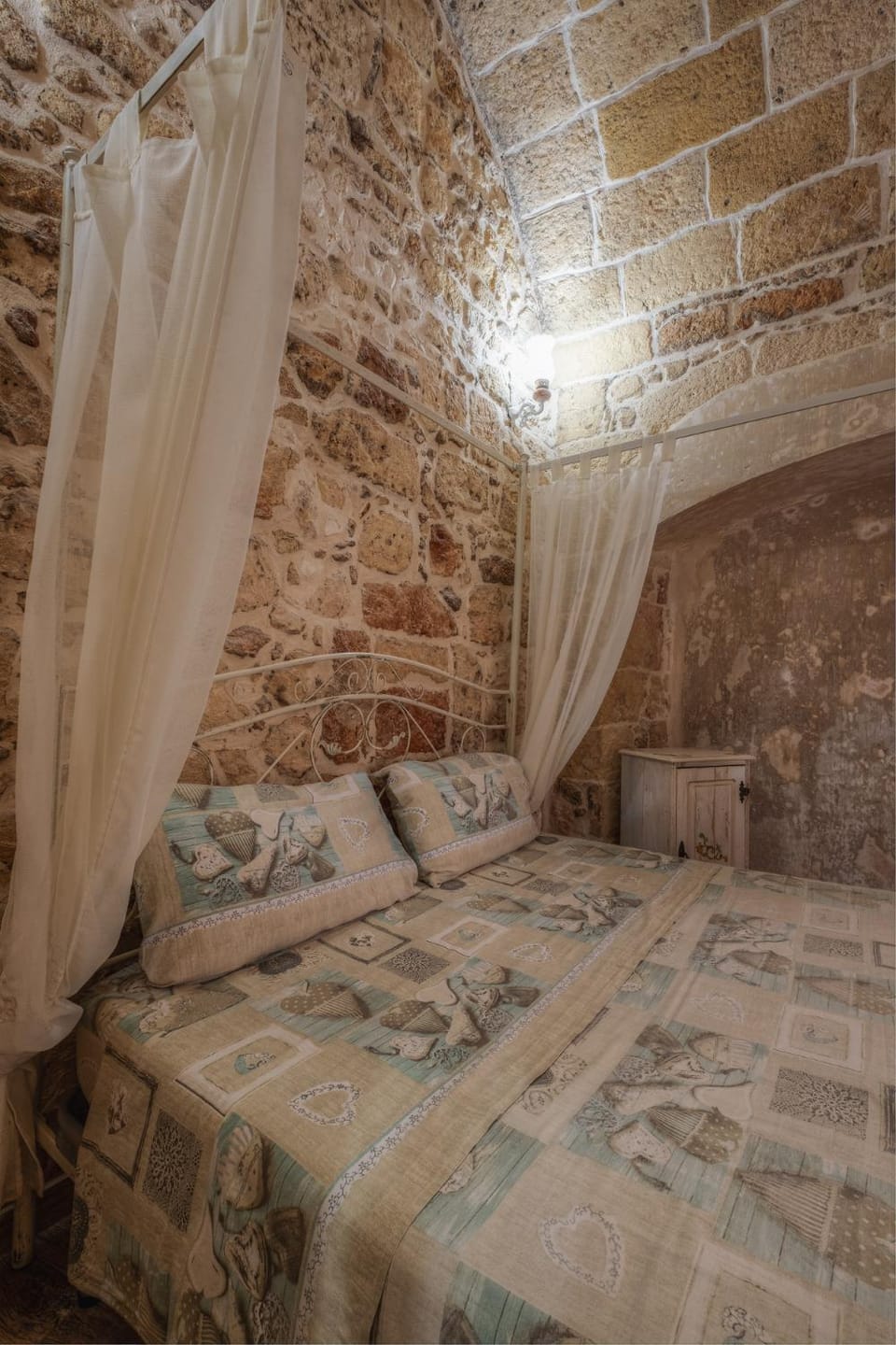 Bed, Night, Bedroom