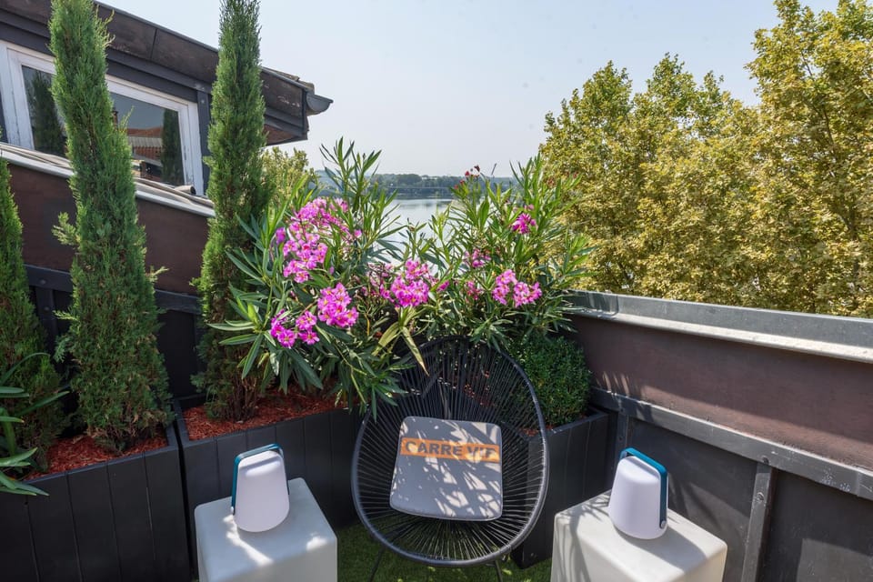 View (from property/room), Balcony/Terrace