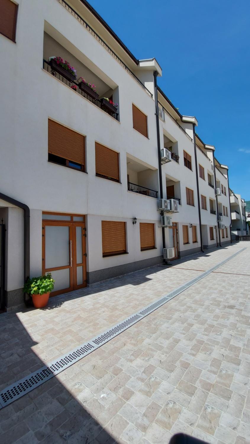 Property building, Patio, Inner courtyard view