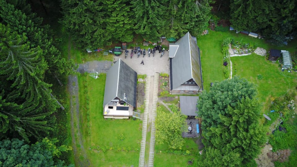 Property building, Natural landscape, Bird's eye view, Summer, Garden, Garden, On site, Garden view