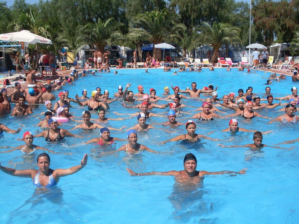Swimming pool