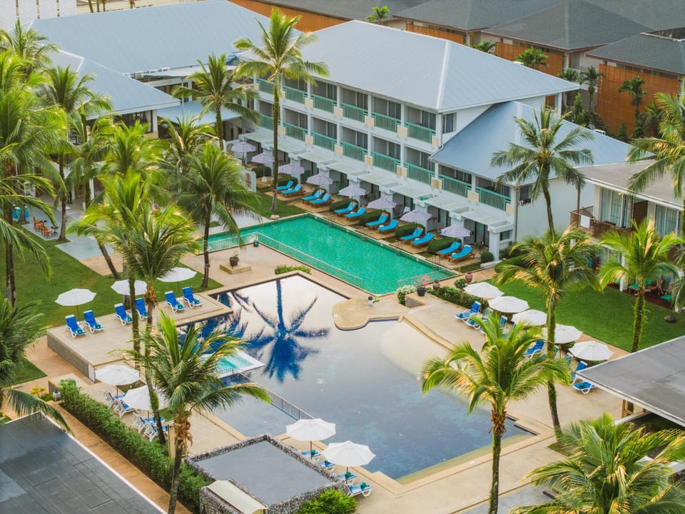 Property building, Pool view, Swimming pool