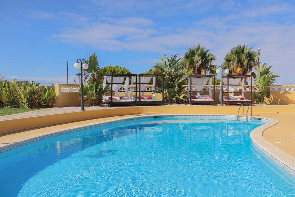 Pool view, Swimming pool, sunbed