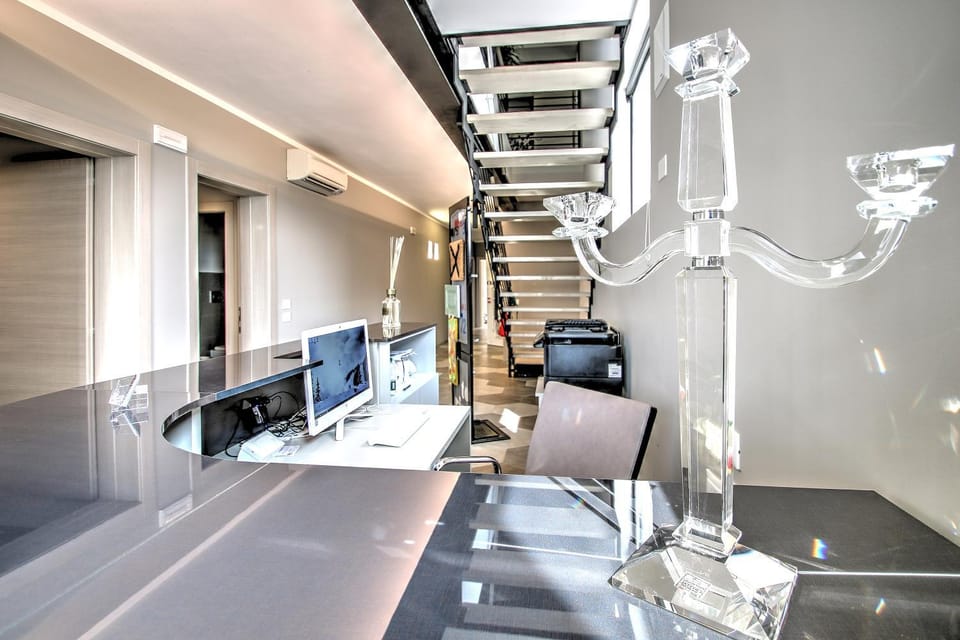 Staff, Lobby or reception