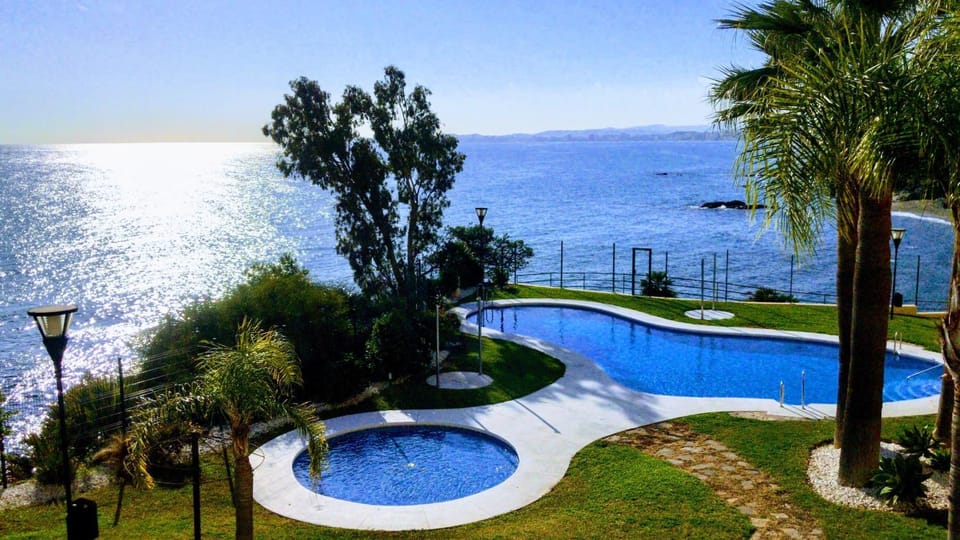 Nearby landmark, Natural landscape, Garden, Garden view, Pool view, Sea view, Swimming pool