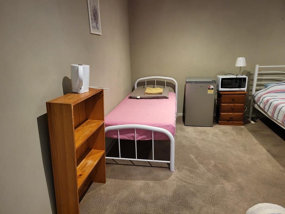 Lucky House Bed and Breakfast in Werribee South