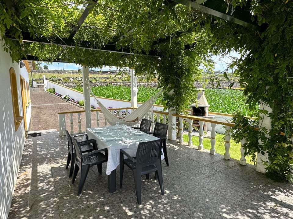 Garden, Balcony/Terrace, Dining area, Garden view