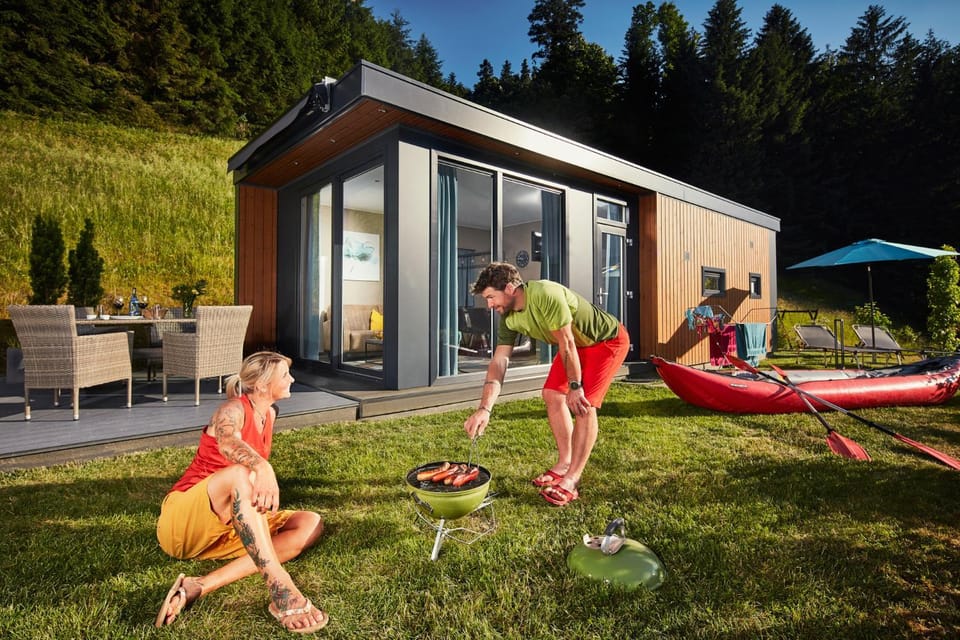 Property building, Staff