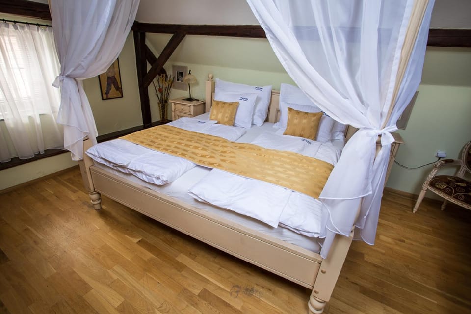 Bed, Decorative detail