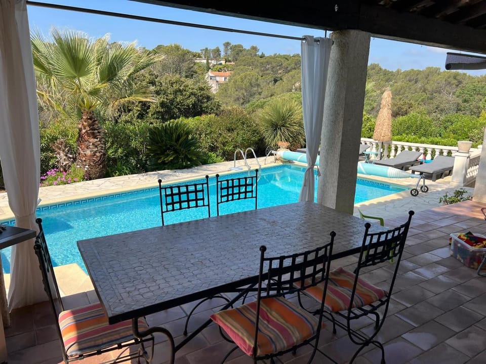 Lac Saint Esprit Bed and Breakfast in Saint-Raphael