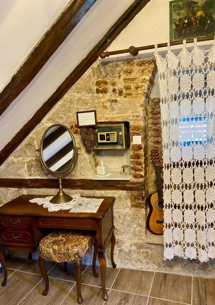 Kovacic Rooms Bed and Breakfast in Split