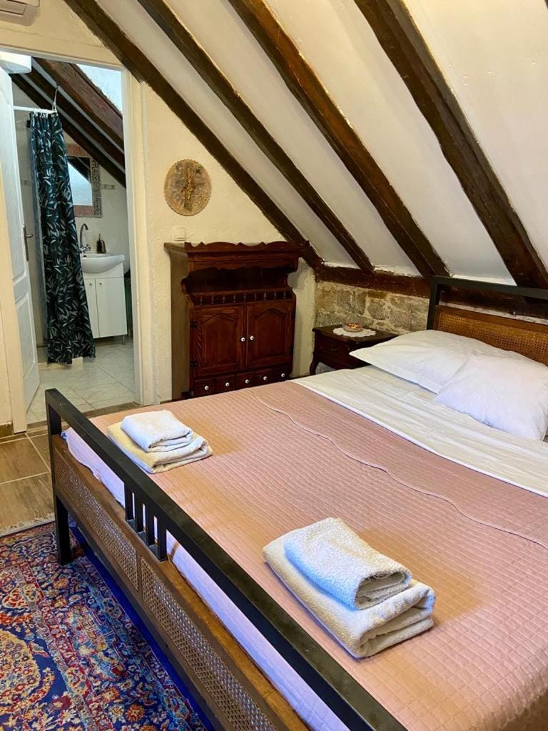 Kovacic Rooms Bed and Breakfast in Split