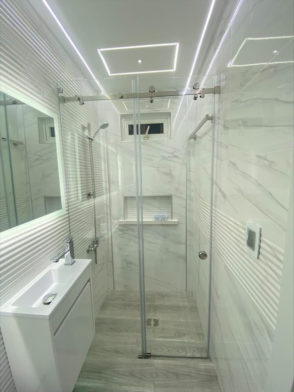 Shower, Bathroom
