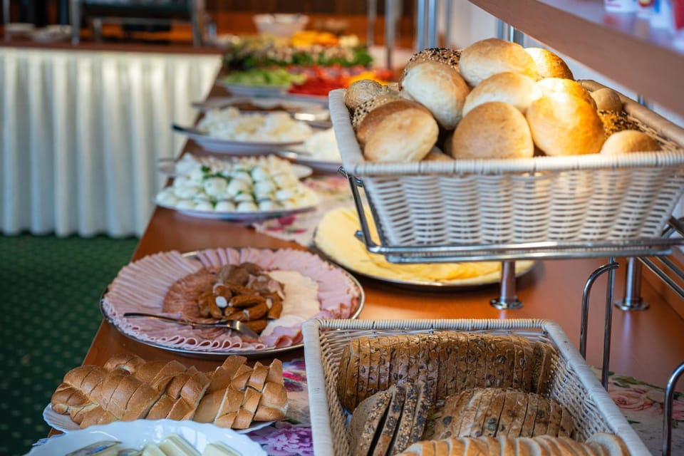 Food and drinks, Food, Buffet breakfast