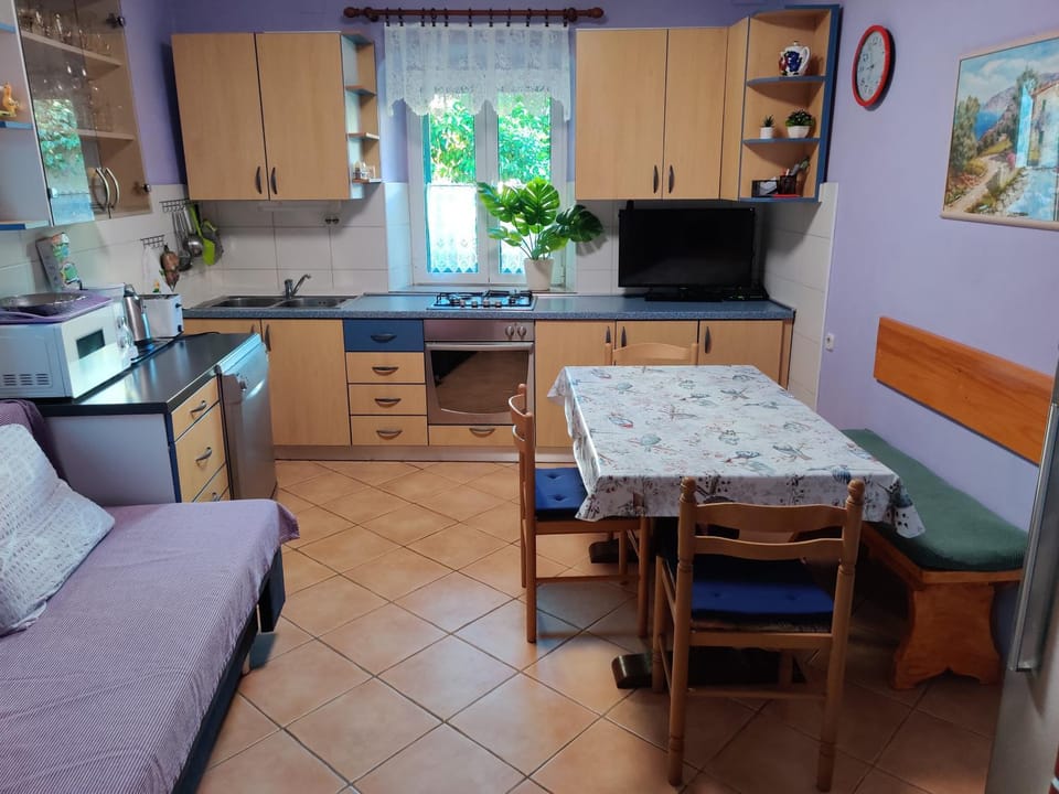 Apartman Jadranka Apartment in Primorje-Gorski Kotar County