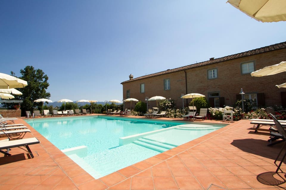 Agriturismo S.Angelo Farm Stay in Tuscany