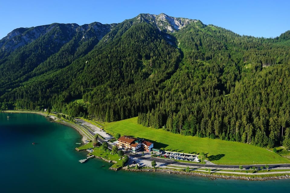 Property building, Natural landscape, Beach, Lake view