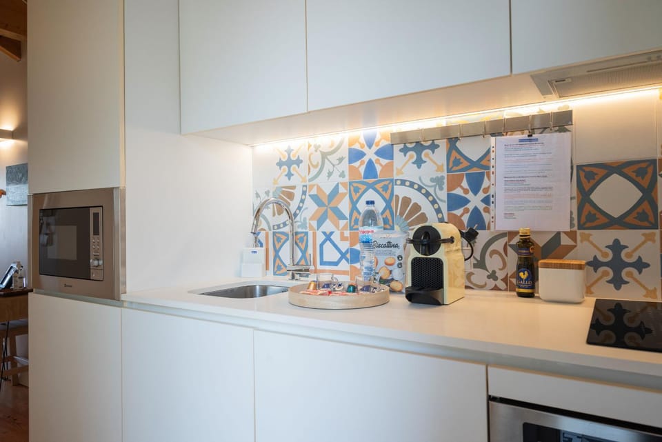 Panoramic luxury apartment w AC Downtown and Metro Apartment in Porto