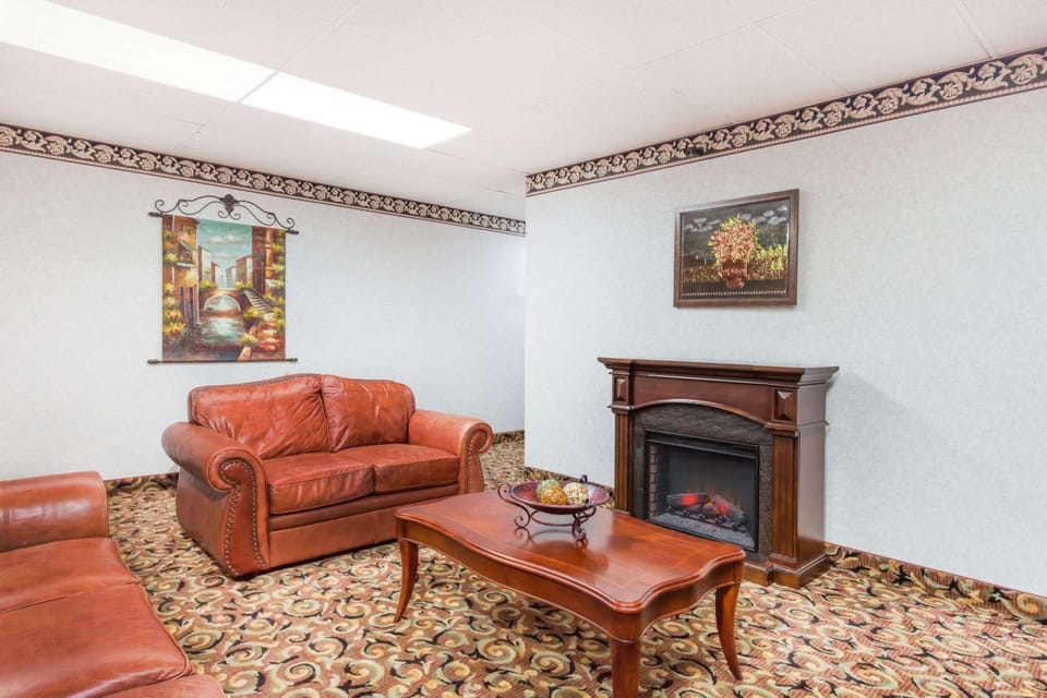 Lobby or reception, On site
