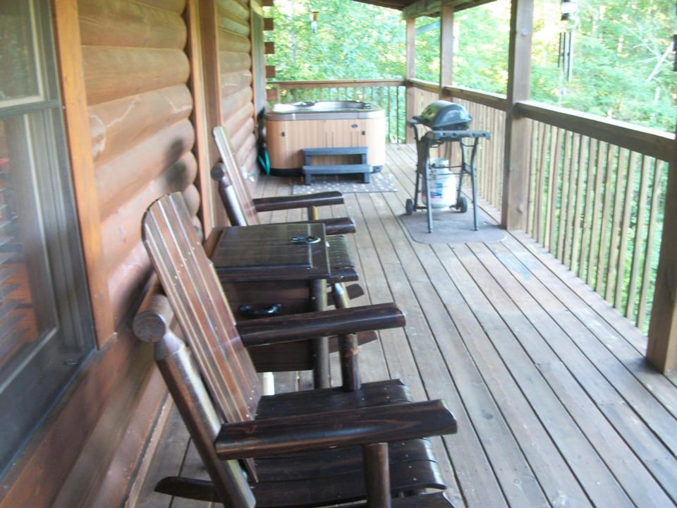 BBQ facilities, View (from property/room), Balcony/Terrace