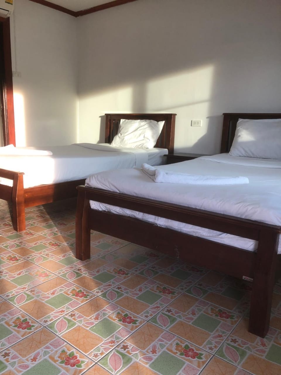 Sand Sea House Hostel in Krabi Changwat