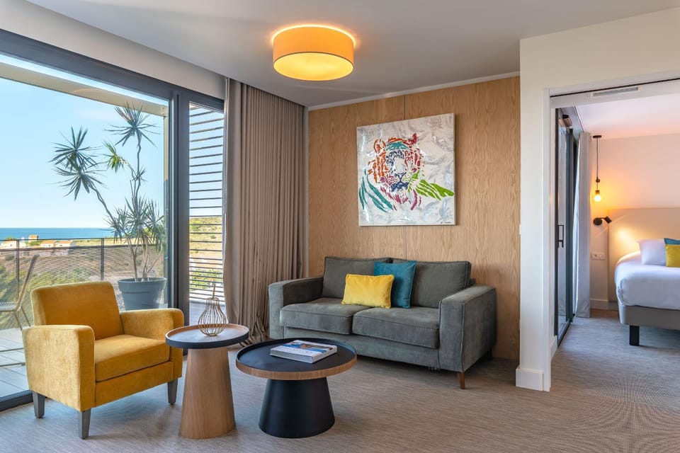 Living room, Sea view