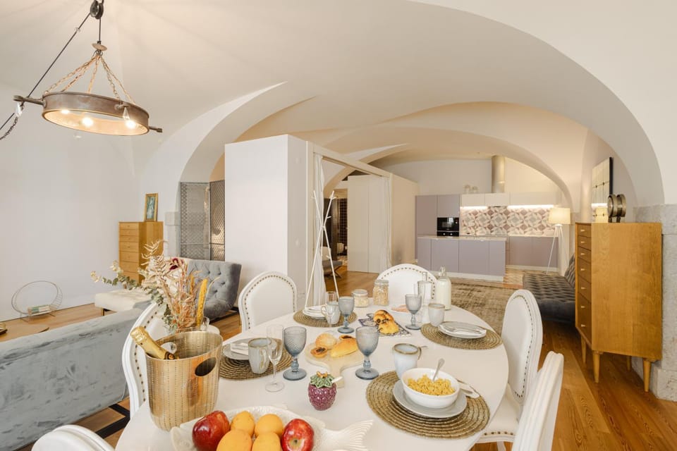 Dining area, Breakfast