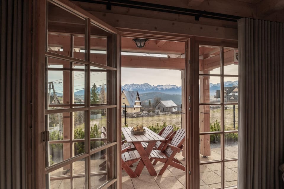 Day, Natural landscape, View (from property/room), Balcony/Terrace, Mountain view