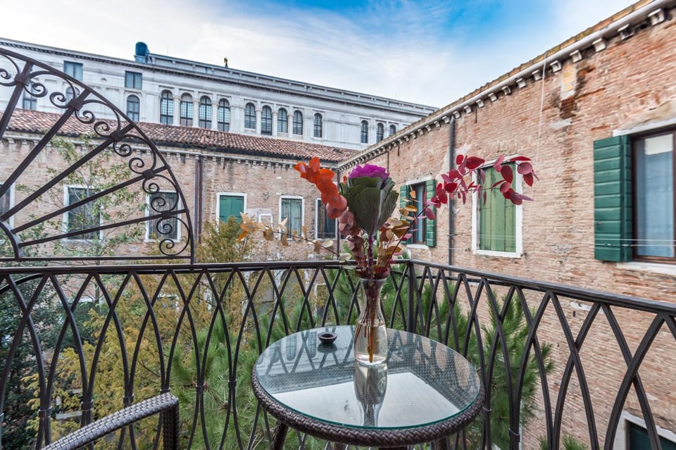Spring, Day, Garden, View (from property/room), Balcony/Terrace, Garden view