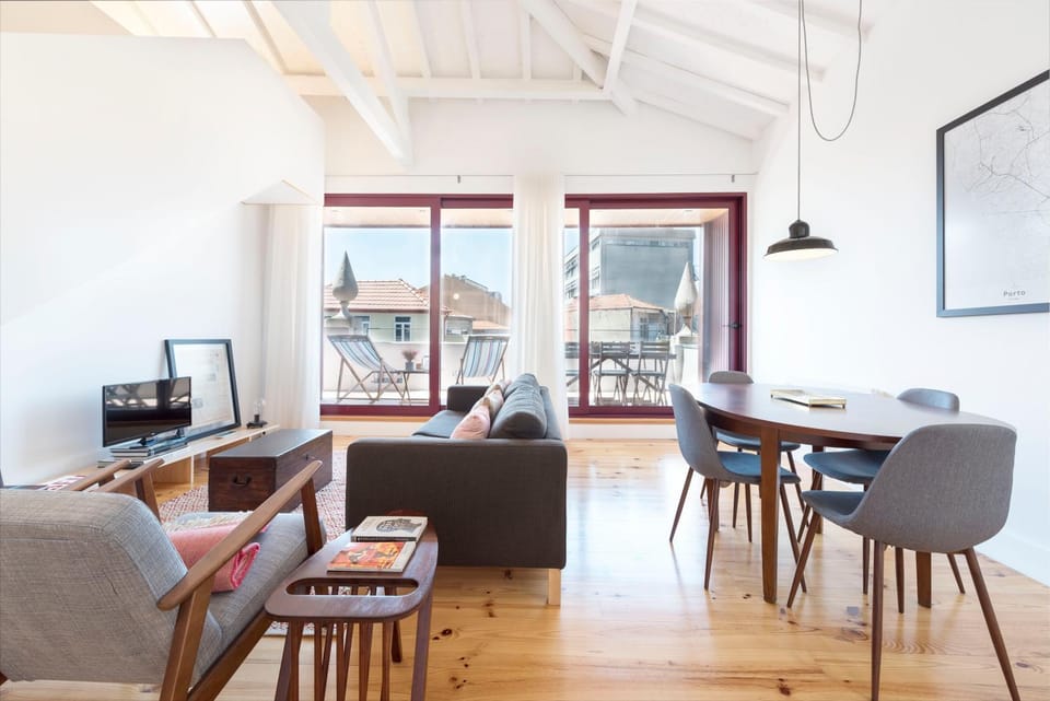 TV and multimedia, Balcony/Terrace, Living room, Dining area