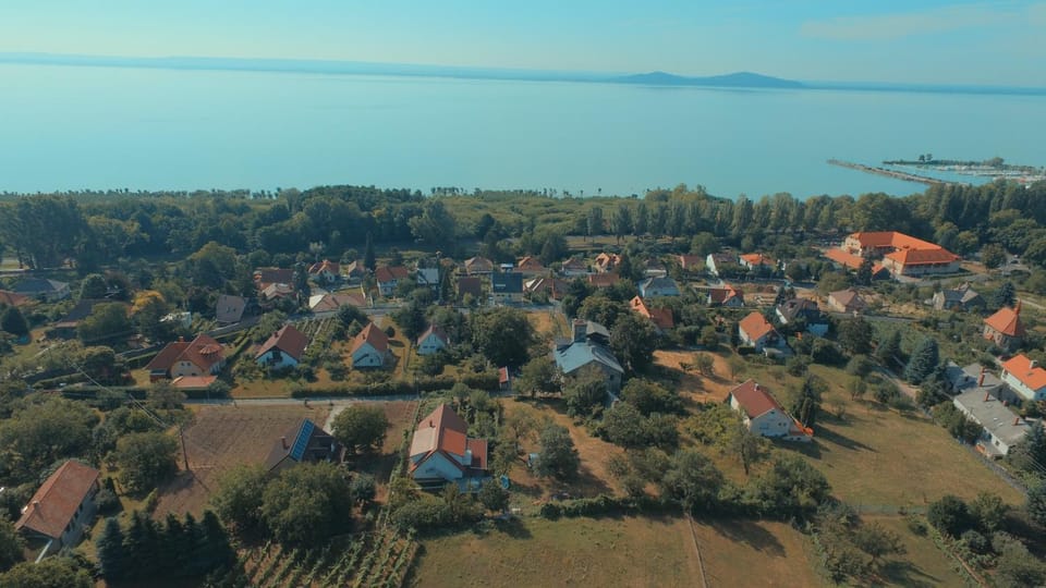Neighbourhood, Bird's eye view, City view