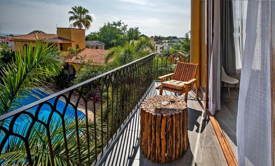 Suites La Hacienda Hotel in Puerto Escondido