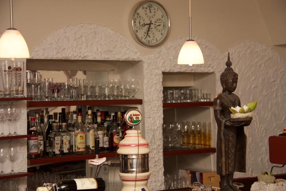 Lounge or bar
