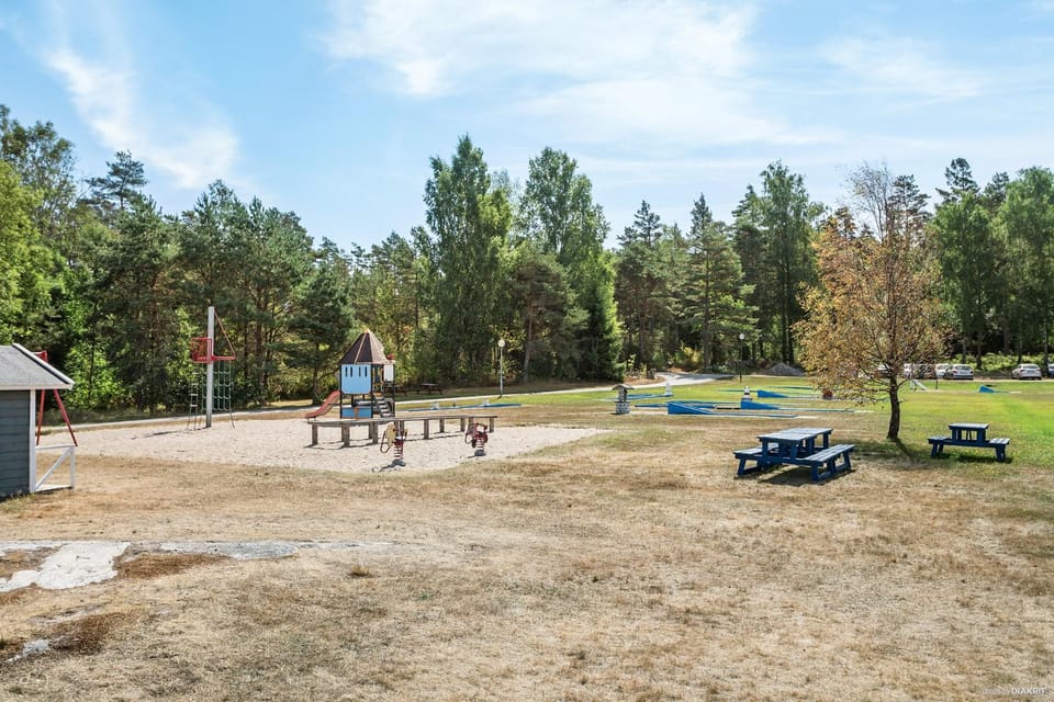 Children play ground, Minigolf, On site