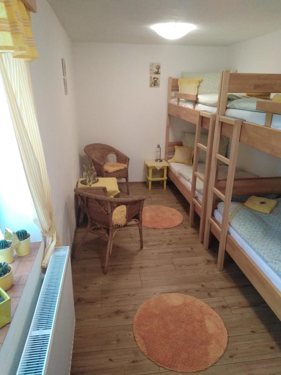 bunk bed